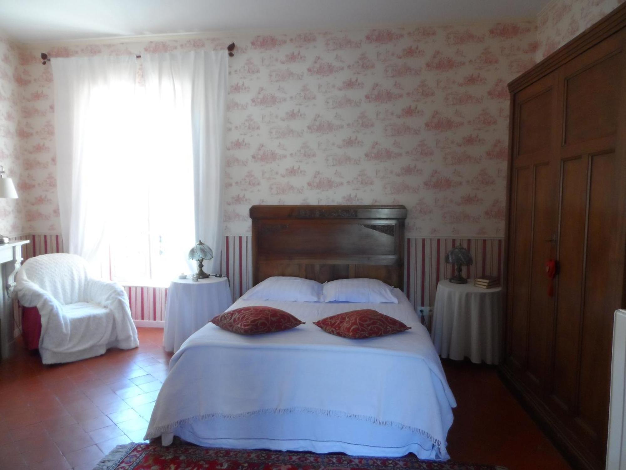 Clos Mazerolles Cruzy Room photo