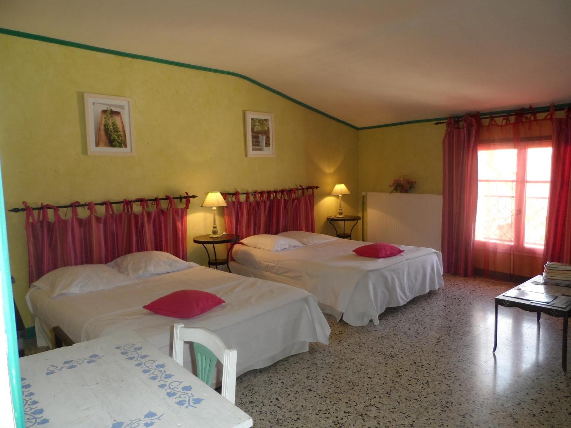 Clos Mazerolles Cruzy Room photo
