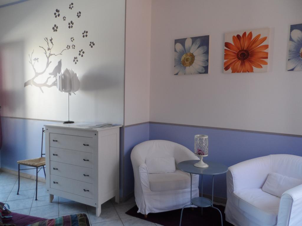 Clos Mazerolles Cruzy Room photo